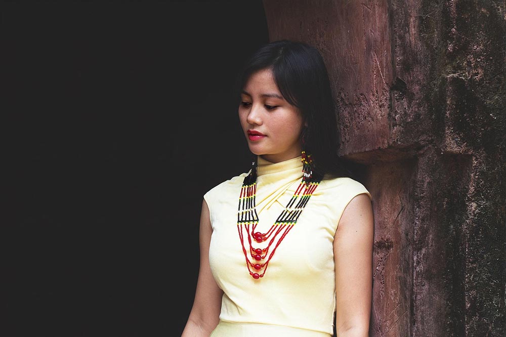 Stylish and Functional: How Women Are Embracing Ring Keeper Necklaces