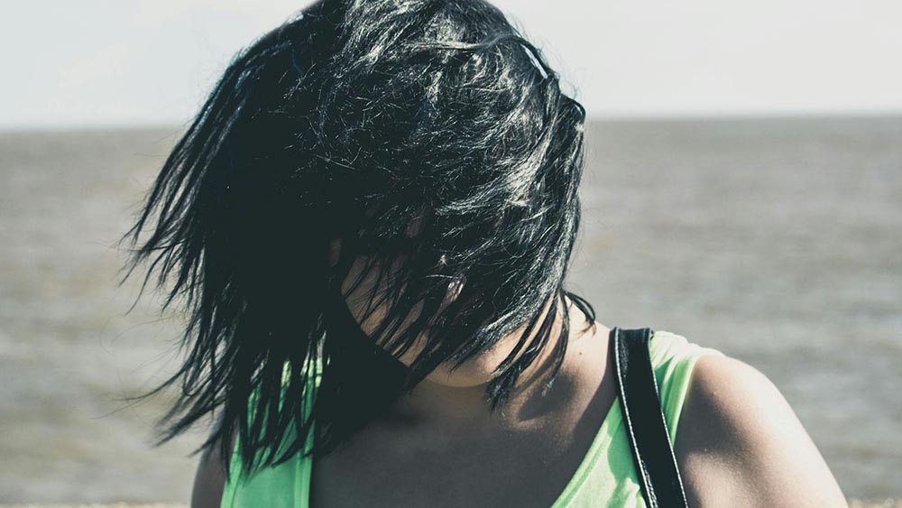 The Best Ways to Use Anti-Dandruff Shampoo Alongside Other Care Methods